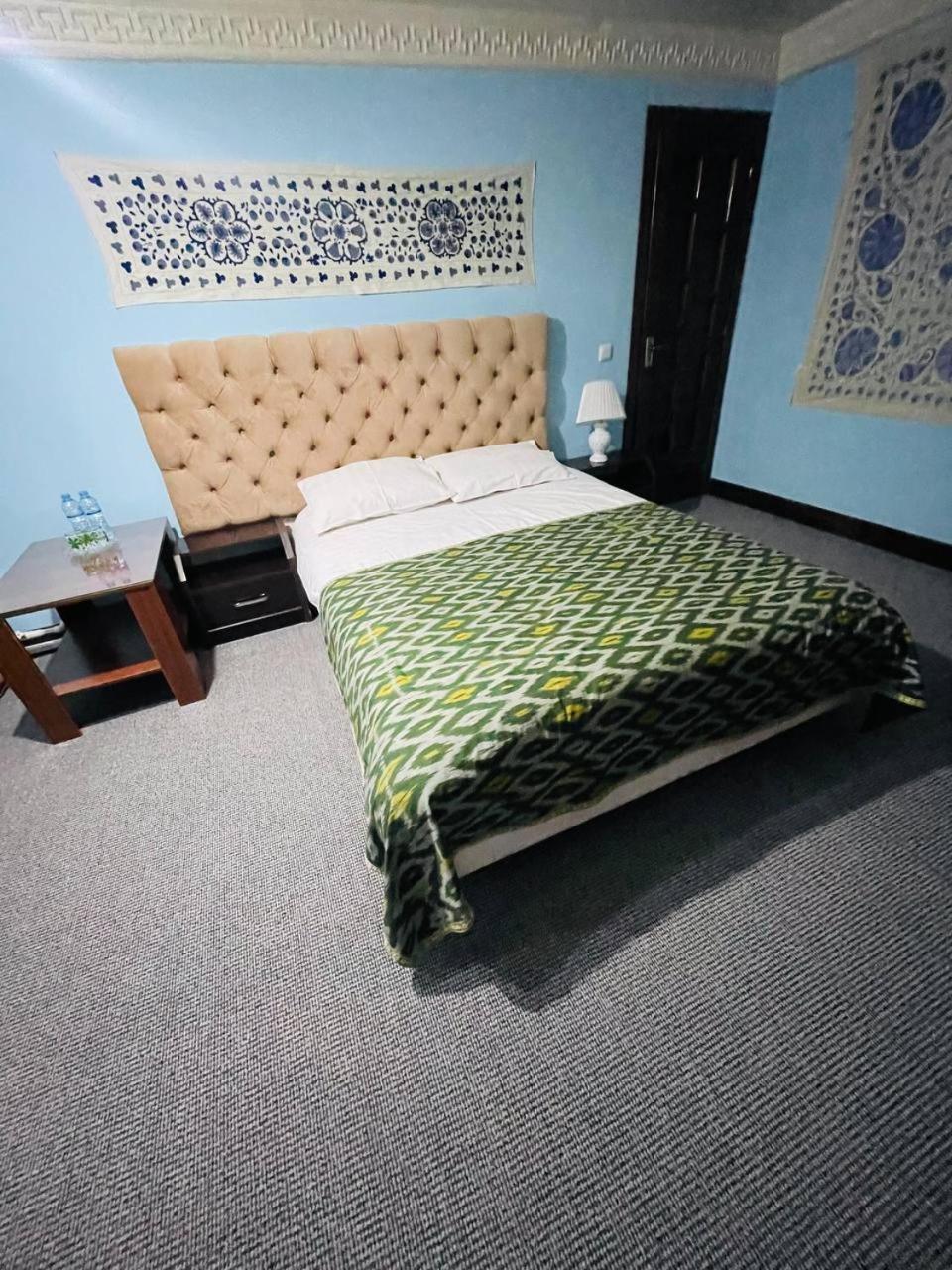 "Chor Minor" Hotel Unesco Heritage List 2 Minutes To Bukhara Old Town Square Official Partner Of The La Rosse Aroma Exterior foto